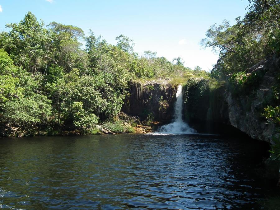 Pousada Fazenda Sao Bento Алту-Параизу-ди-Гояс Экстерьер фото